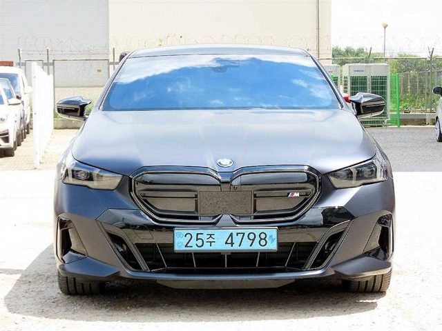 2024 BMW i5 M60 xDrive