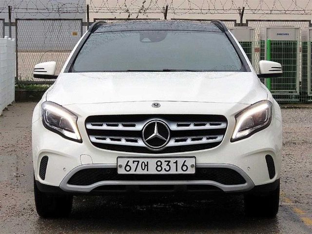 2017 Mercedes-Benz GLA X156 GLA220