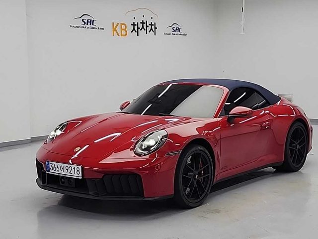 2025 Porsche 911 (992) 카레라 4 GTS 카브리올레