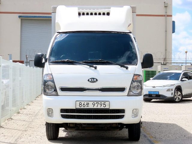 2015 Kia Bongo 3 1.2톤/킹캡/초장축/ (CRDi) 냉동탑