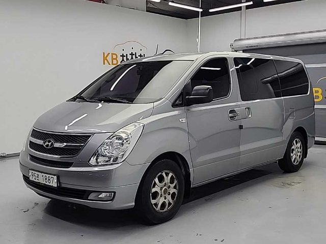 2011 Hyundai Starex 밴 5인승 CVX 프리미엄