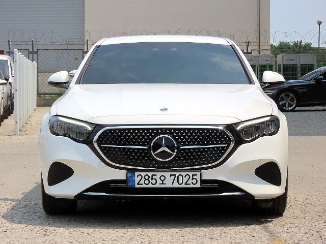 2024 Mercedes-Benz E-Class W214 E200 아방가르드 리미티드