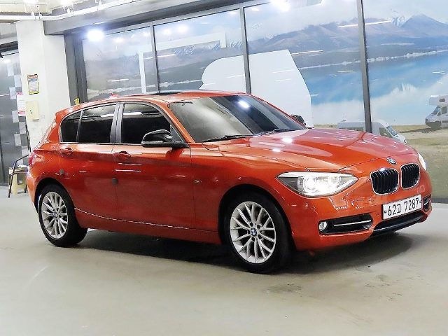 2015 BMW 1 Series (F20) 118d 스포츠