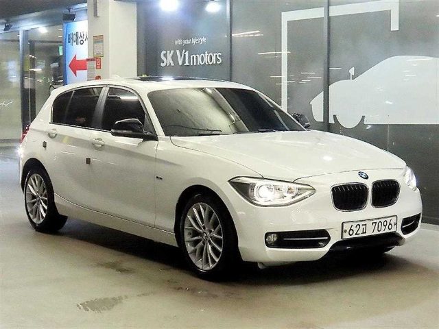 2015 BMW 1 Series (F20) 118d 스포츠