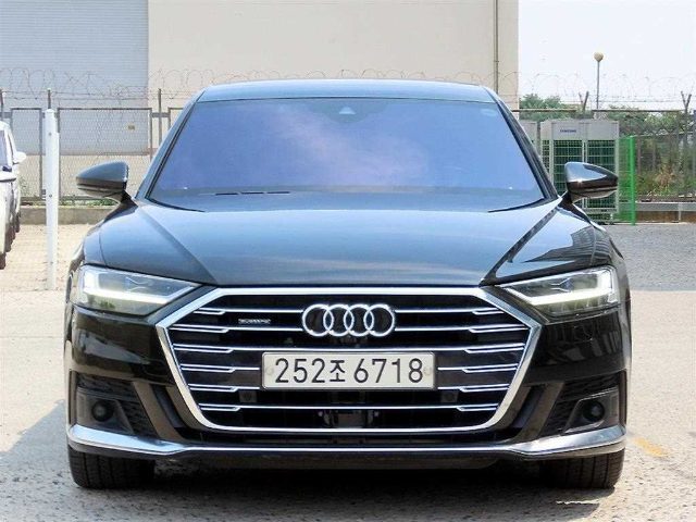 2019 Audi A8 (D5) 55 TFSI 콰트로 LWB