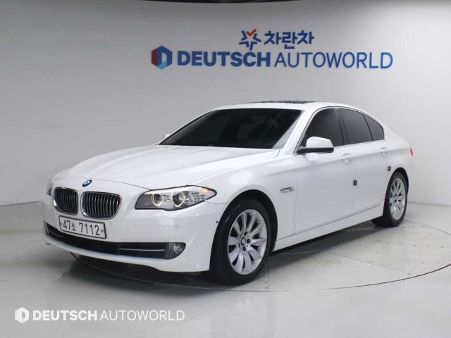 2013 BMW 5 Series (F10) 528i xDrive