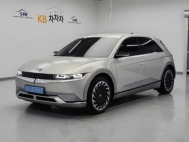 2022 Hyundai Ioniq 5 롱 레인지 4WD 프레스티지