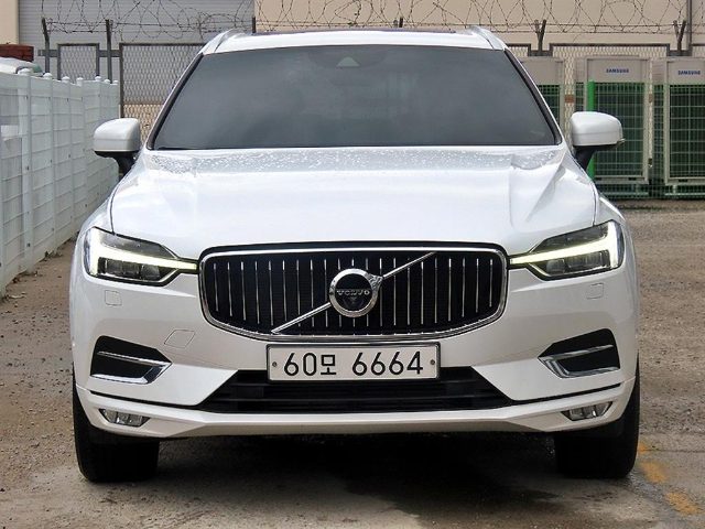 2017 Volvo XC60 (2세대) T6 AWD 인스크립션