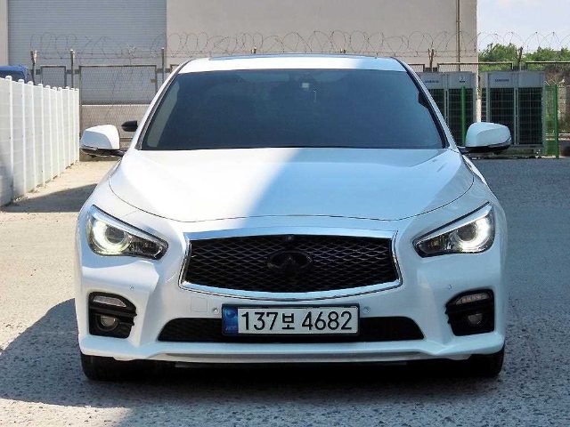 2017 Infiniti Q50 3.5 하이브리드
