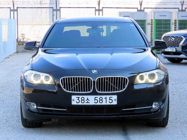 2013 BMW 5 Series (F10) 528i