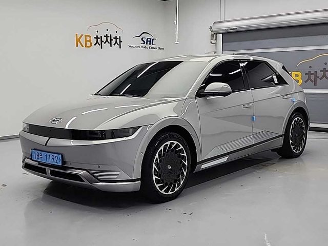 2022 Hyundai Ioniq 5 롱 레인지 4WD 프레스티지