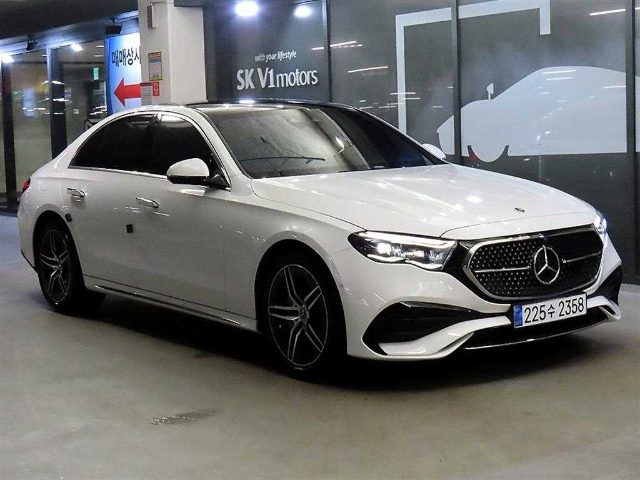 2025 Mercedes-Benz E-Class W214 E300 4MATIC AMG Line