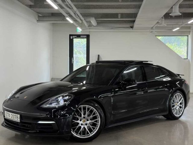 2018 Porsche Panamera (971) 3.0 4