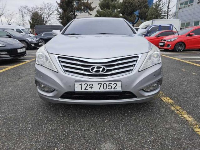 2012 Hyundai Grandeur HG HG240 LUXURY