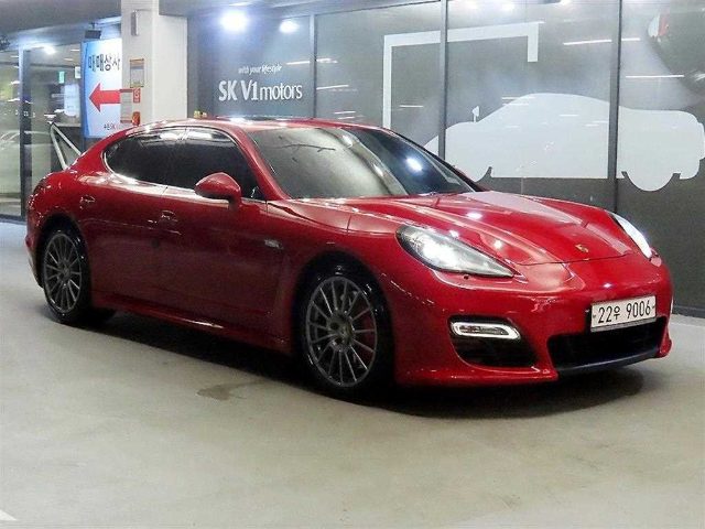 2013 Porsche Panamera 4.8 GTS