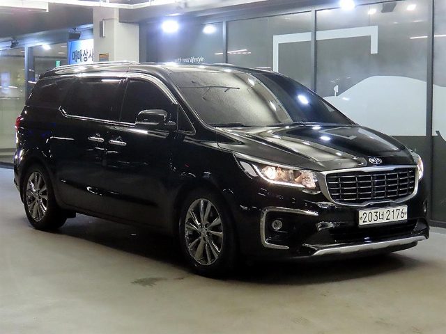 2018 Kia Carnival 디젤 9인승 프레스티지