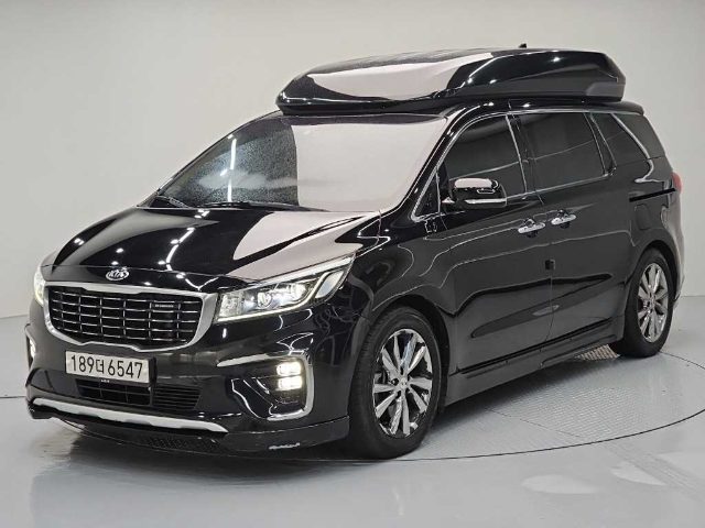 2018 Kia Carnival 디젤 9인승 하이리무진 프레스티지