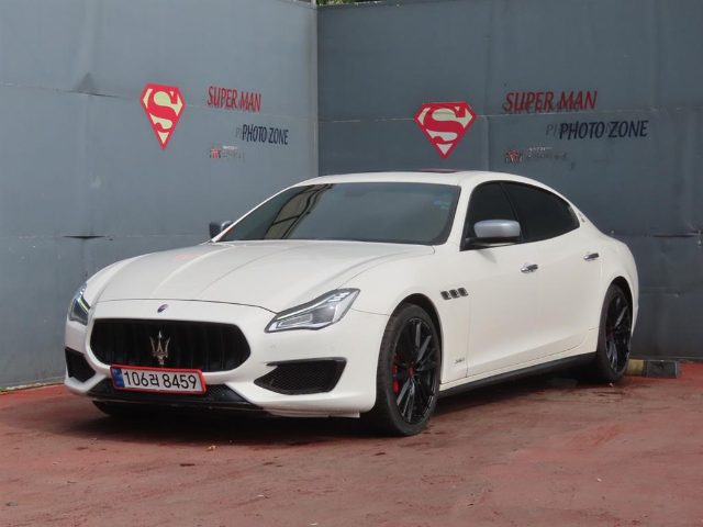 2015 Maserati Quattroporte S Q4 3.0 V6