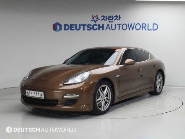 2010 Porsche Panamera 4.8 S