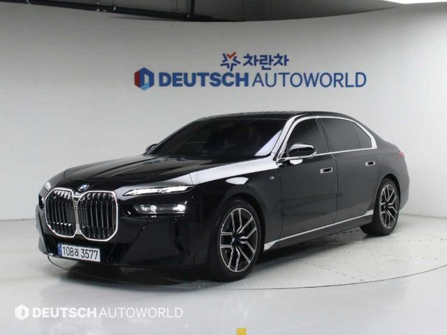 2025 BMW 7 Series (G70) 740i xDrive M 스포츠