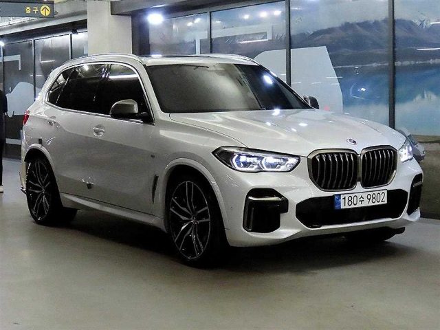 2022 BMW X5 (G05) M50i