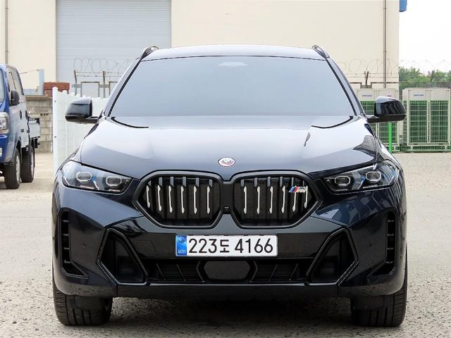 2025 BMW X6 (G06) xDrive 40i M 스포츠