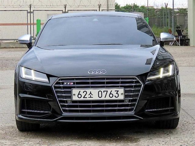 2016 Audi TTS (8S) 2.0 TFSI 콰트로 쿠페