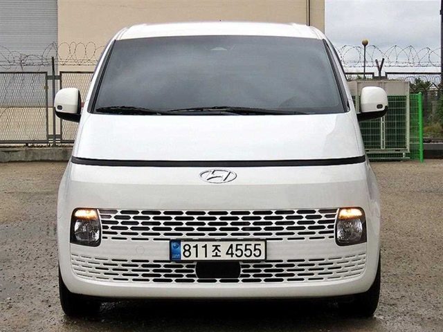 2022 Hyundai Staria 2WD 디젤 카고 모던 5인승
