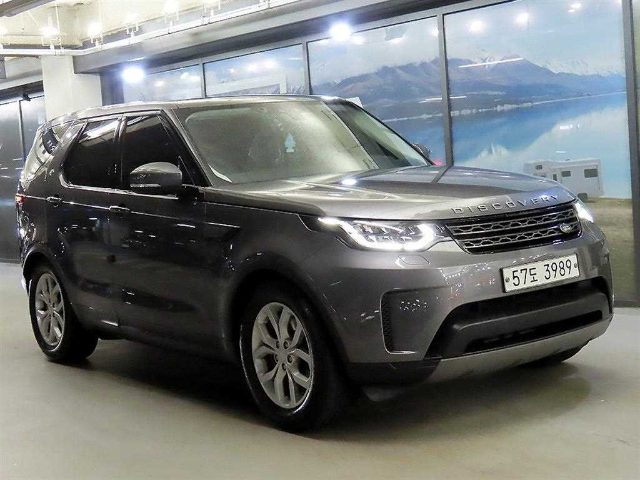 2019 Land Rover Discovery 5 2.0 SD4 SE