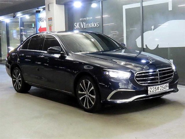 2021 Mercedes-Benz E-Class W213 E300e 4MATIC 익스클루시브
