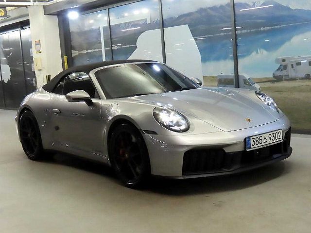 2025 Porsche 911 (992) 카레라 GTS 카브리올레
