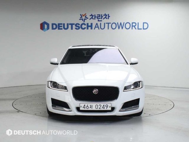 2016 Jaguar XF (X260) 2.0D 프레스티지 AWD