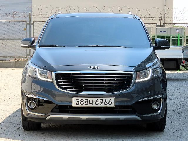 2018 Kia Carnival 디젤 9인승 럭셔리