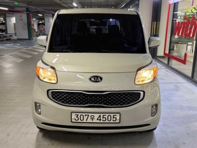 2017 Kia Ray 밴