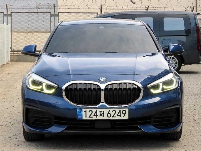 2021 BMW 1 Series (F40) 118d 조이