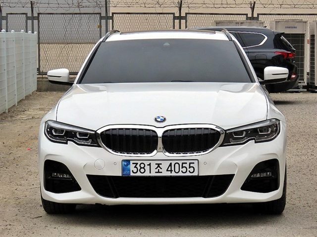 2021 BMW 3 Series (G20) 320d 투어링 M 스포츠
