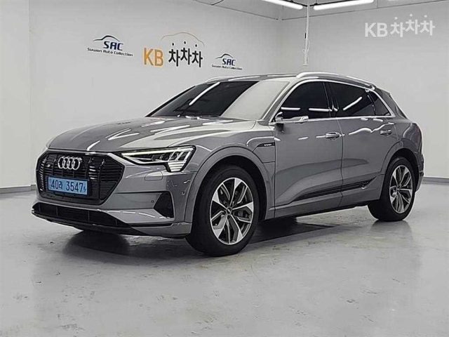 2021 Audi e-tron 55 콰트로