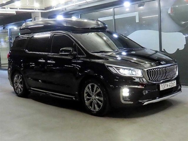 2018 Kia Carnival 디젤 9인승 하이리무진 노블레스 스페셜