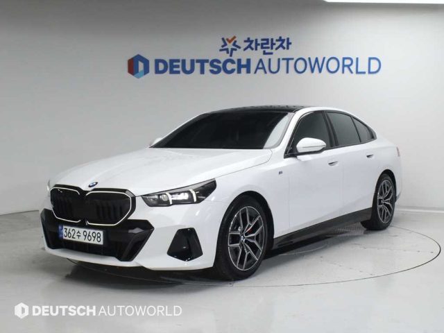 2024 BMW 5 Series (G60) 520i 스페셜 에디션