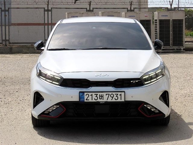 2021 Kia K3 2세대 1.6 가솔린 터보 GT 5도어 시그니처