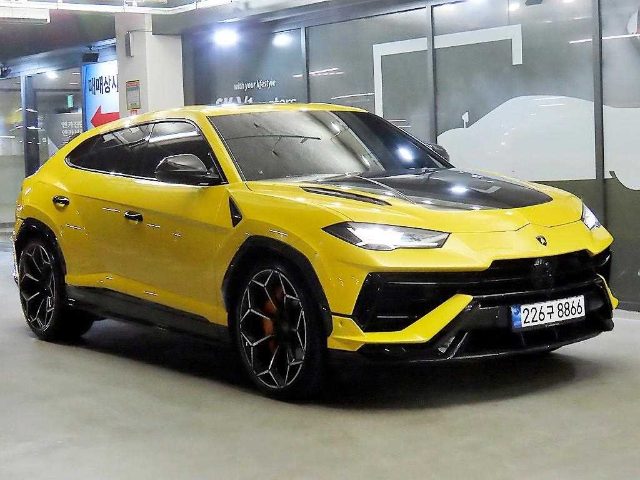 2024 Lamborghini Urus 4.0 V8 퍼포만테