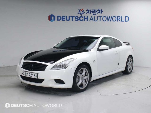 2010 Infiniti G37 쿠페 어드밴스드