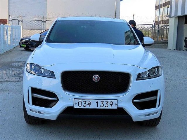 2017 Jaguar F-PACE 20d R-Sport