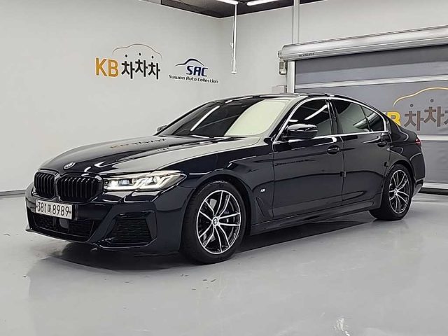 2020 BMW 5 Series (G30) 520i M 스포츠