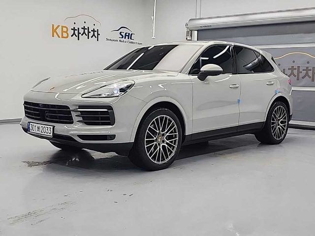 2022 Porsche Cayenne (PO536) 3.0 플래티넘 에디션