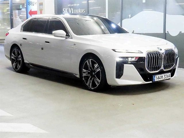 2023 BMW 7 Series (G70) 750e xDrive M 스포츠