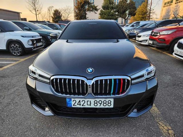2021 BMW 5 Series (G30) 523d M 스포츠