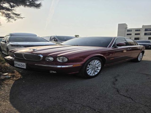 2004 Jaguar XJ-6 3.0