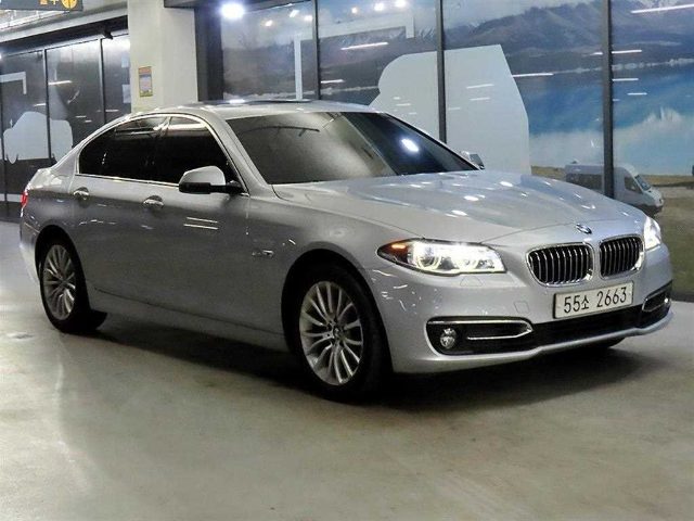 2013 BMW 5 Series (F10) 520d xDrive 럭셔리