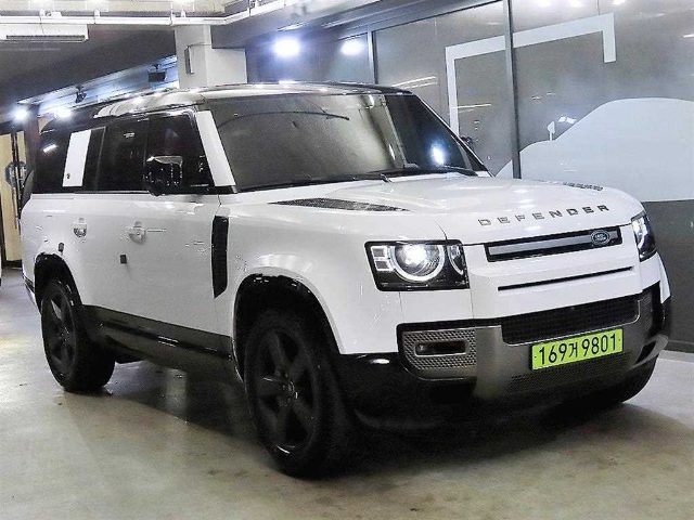 2024 Land Rover Defender (L663) 130 D300 X-Dynamic SE